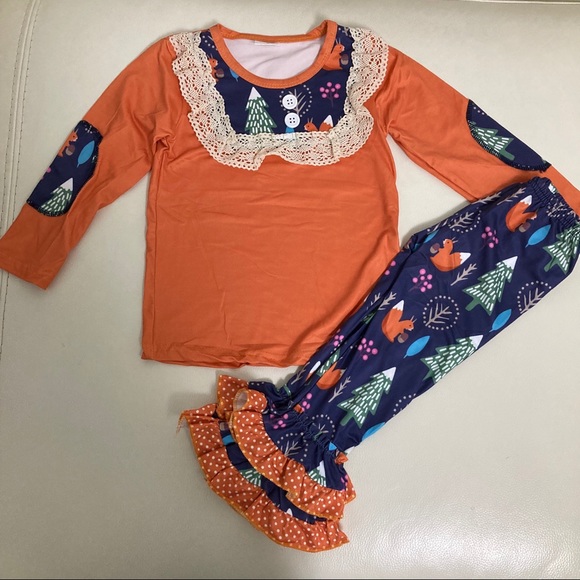 Christmas Cute Tree Ruffle pants set - Picture 2 of 7